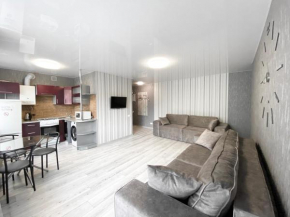 2-bedroom Lux Most City Area Nebereznaya Riv'era